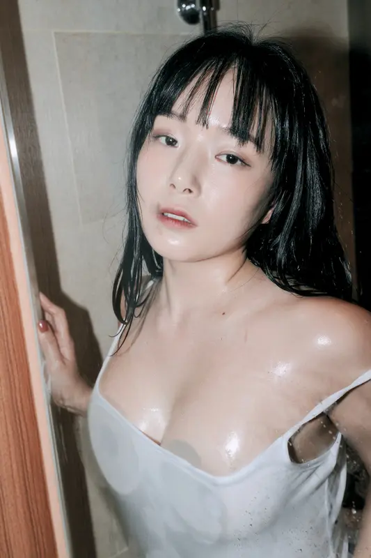 [BBUTTERMILK] VOL.03 IN HOTEL with Pia - Pia
